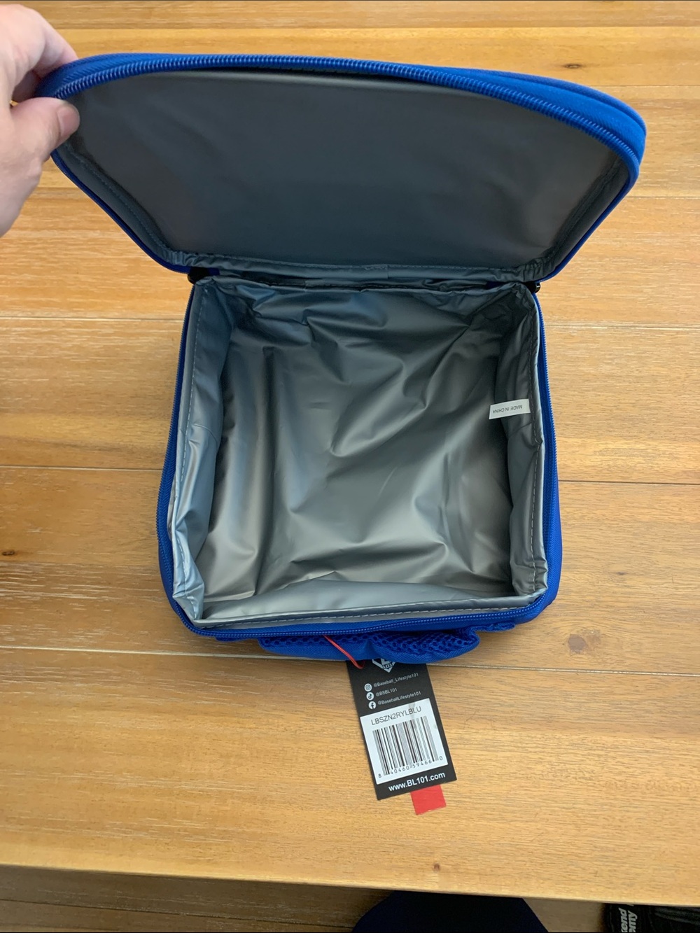 BL101 SZN 2 Lunch Box - Picture 4 of 7